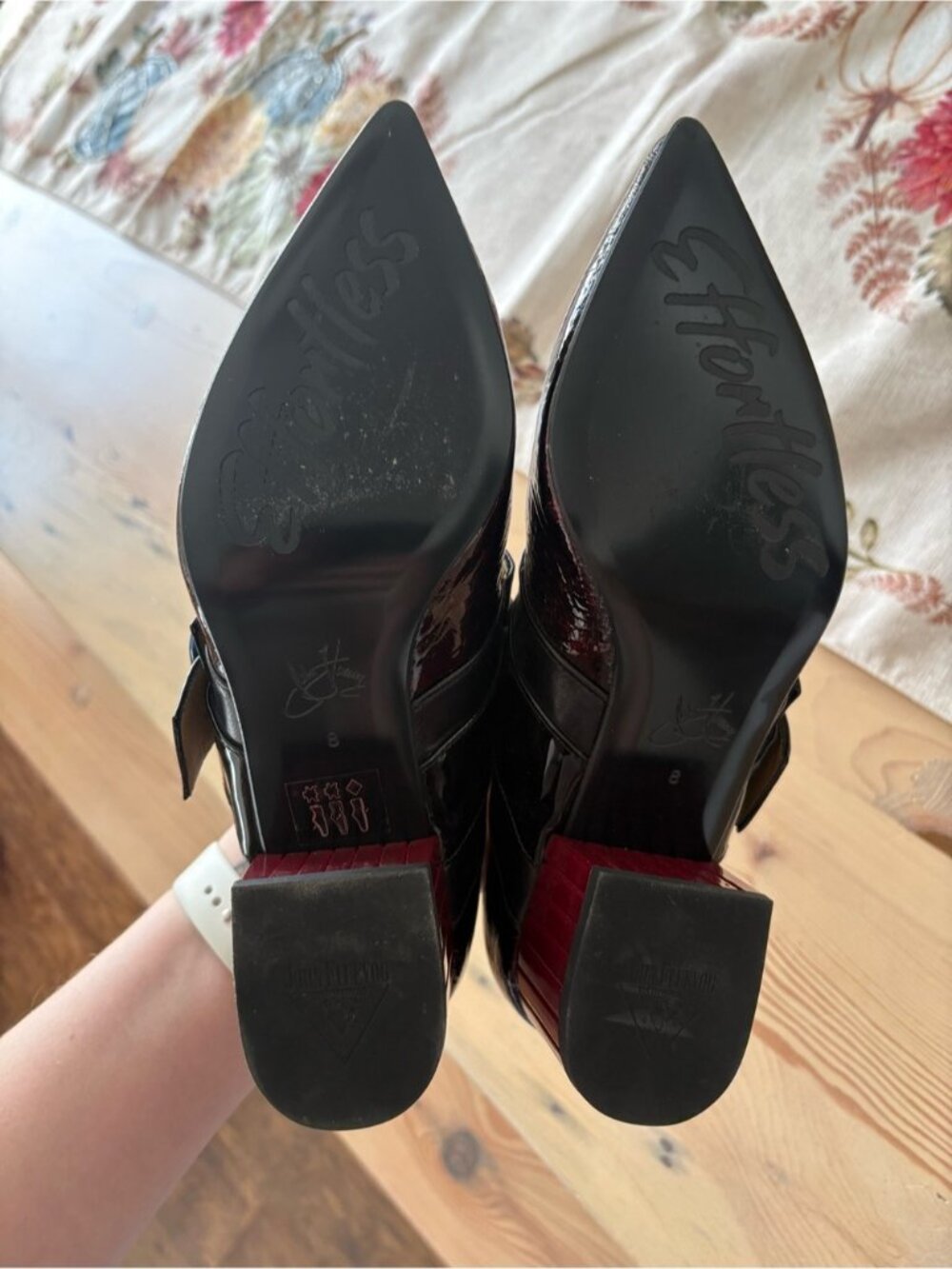 JOHN FLUEVOG PATENT STRAP MARY JANE HEELS - Picture 7 of 12